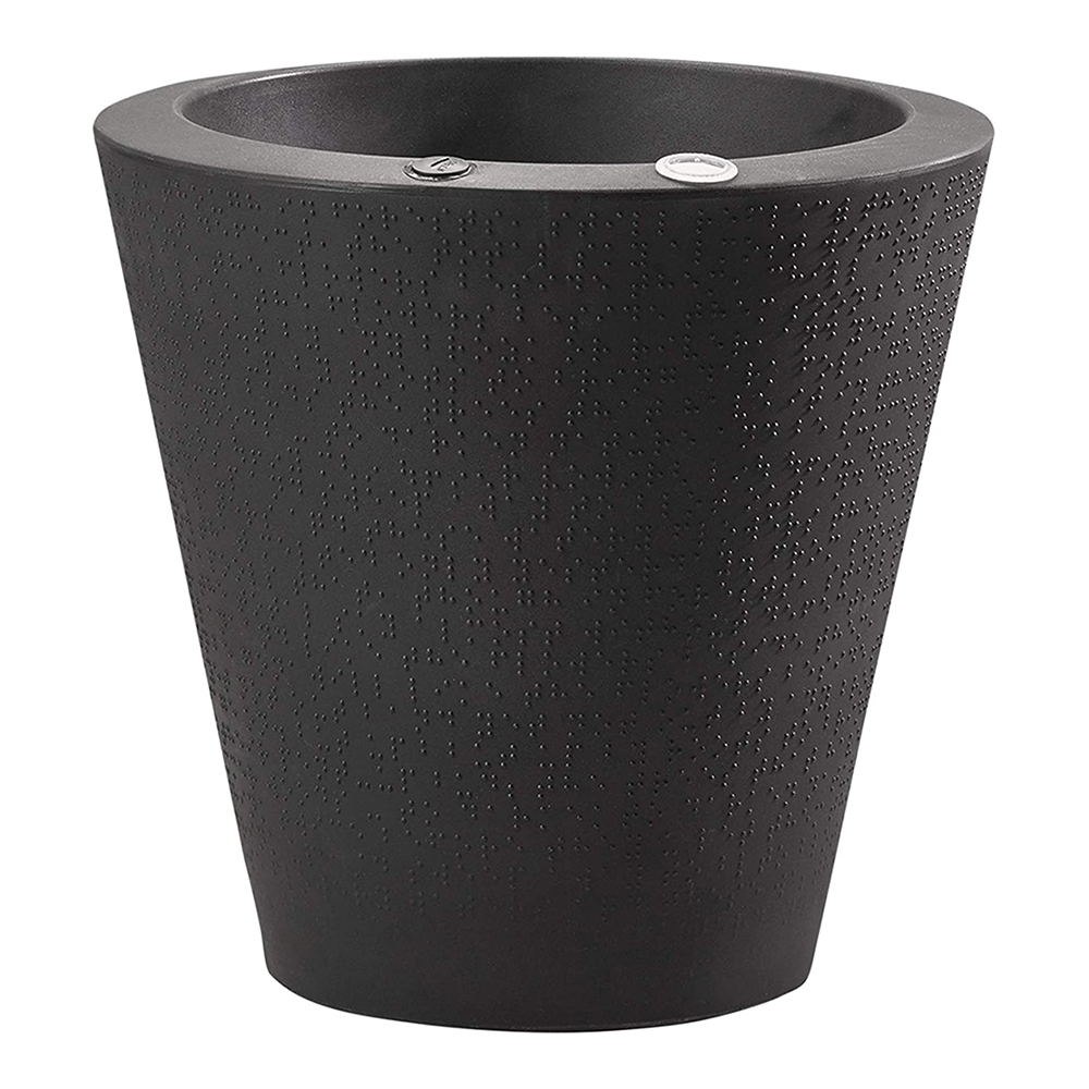 Read more about the article Crescent Garden – Dot TruDrop Self-Watering Planter
