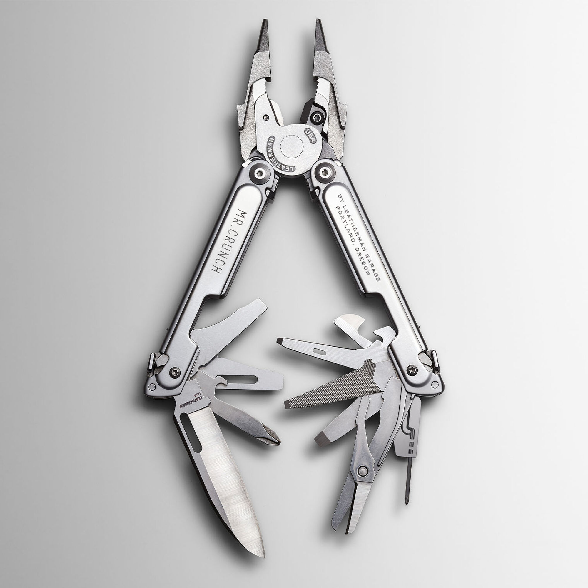 Read more about the article Leatherman – Mr. Crunch