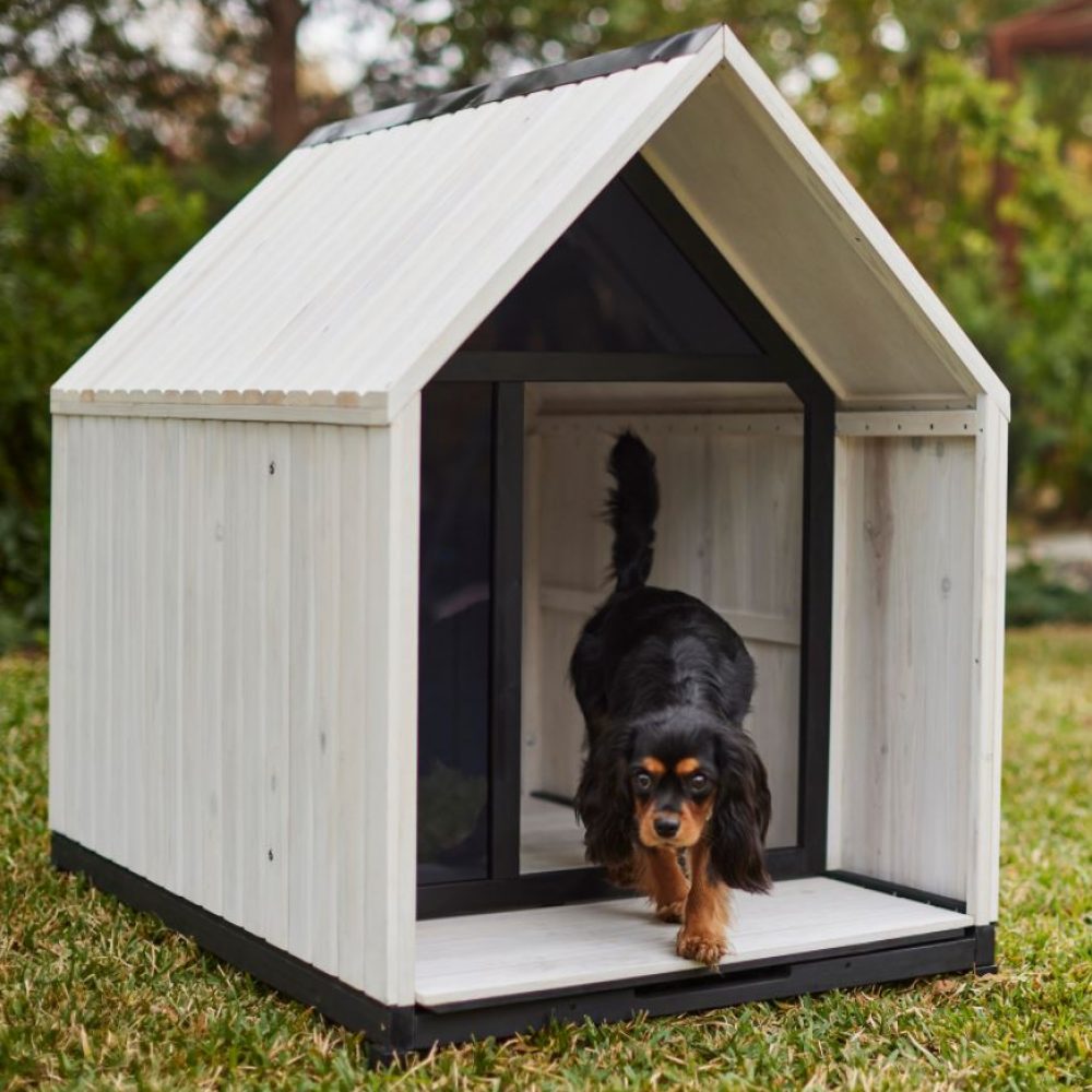 Frisco - Classic Wooden Dog House